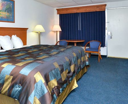 Corn Palace Inn Mitchell Buitenkant foto
