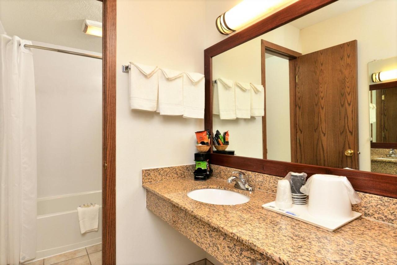Corn Palace Inn Mitchell Buitenkant foto